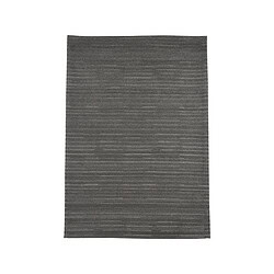 Elegante grijze tapijt met subtiele strepen, perfect voor moderne interieurs die warmte en stijl toevoegen. Duurzaam en comfortabele vloercovering voor elke woonkamer of slaapkamer.