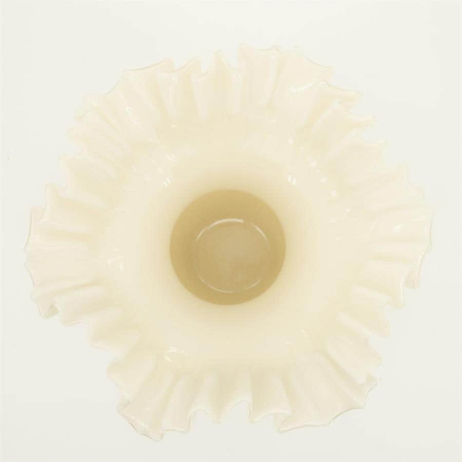 Elegant witte kunststof hanglamp met gerimpelde rand, perfect voor modern interieur en decoratie, ideaal voor woonkamer, slaapkamer of eetruimte.