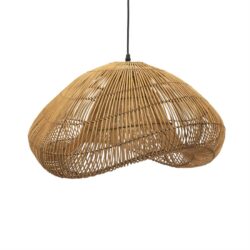 Naturale rieten hanglamp, elegante lampenkap gemaakt van gerecycled riet, ontworpen voor een moderne en duurzame interieurstijl.