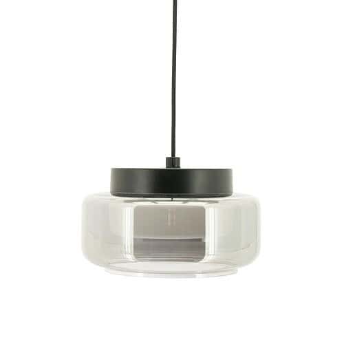 Minimalistische pendantlamp van glas en zwart metalen frame, perfect voor modern interieur en eettafels.