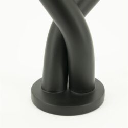 Elegant zwart metalen tafelpoten voor duurzaam en stijlvol meubelontwerp | Mokana Meubelen.