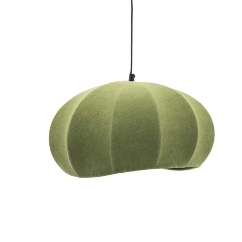 Kleuren hanglamp in groene stoffen bekleding, modern en stijlvol voor woonkamer of eetkamer. Peuter en kinderkamer of hedendaagse interieur decoratie.