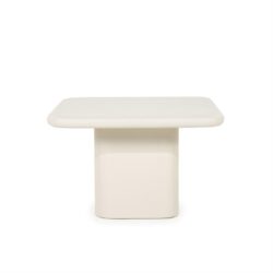Hoogglans witte eettafel van Mokana meubelen, modern design, meubel voor eetkamer en woonruimte.