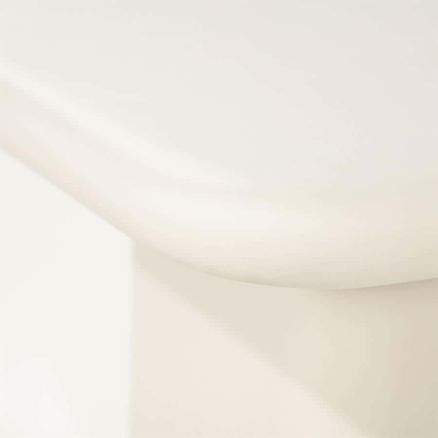 Lichte, minimalistische design abstract van een meubelstuk met zachte curves en matte afwerking in off-white kleur. Perfect voor moderne interieurstijl en maatwerk meubelen.