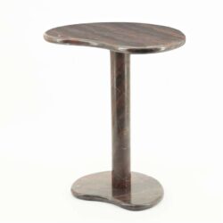 Elegant marmeren sidetable met gebogen basis voor een luxe interieur – Mokana Meubelen.
