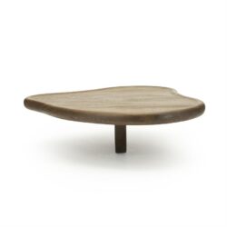 Ronde houten salontafel met uniek design, perfect voor modern interieur, gemaakt van duurzaam hout, handcrafted meubel, minimalistisch en stijlvol.