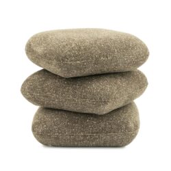 Ruimtelijke zandkleurige stenen voor tuin- en interieurdecoratie, handgemaakt en natuurlijk materiaal, Mokana Meubelen.