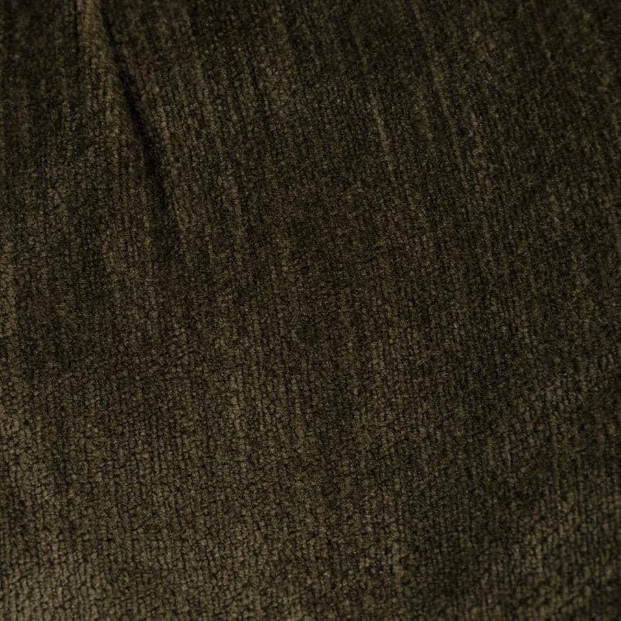 Robuuste hardhouten meubel met een warme, natuurlijke afwerking voor een tijdloze uitstraling.