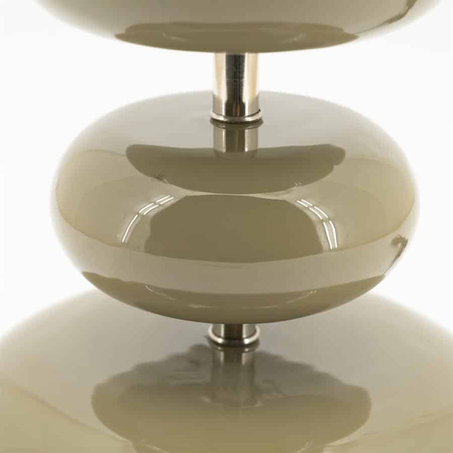 Mooi design tafelpoten van Mokana meubelen, moderne en stijlvolle afwerking in een luxe zwart-wit contrast.