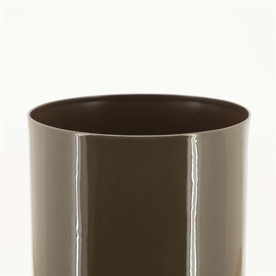 Ronde, glanzende keramieken planthoofd met een modern en strak design in een neutrale kleur, ideaal voor interieurdecoratie en planten.