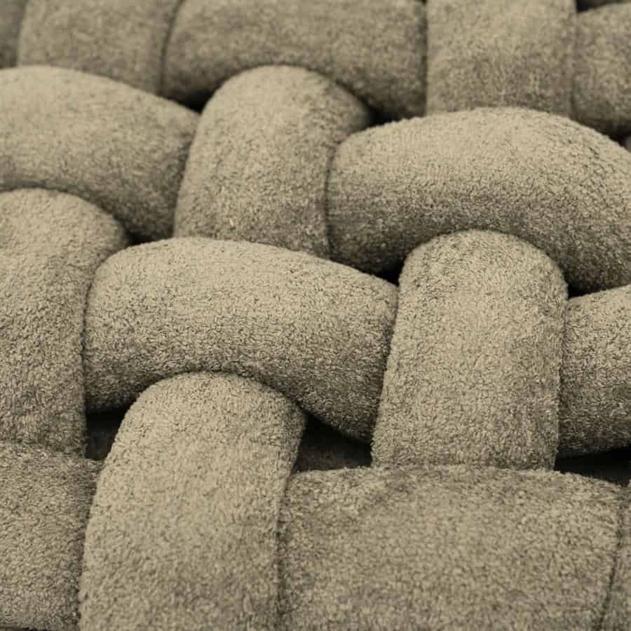 Ontworpen voor comfort en stijl, handgeweven design van moderne meubelstukken van Mokana Meubelen.