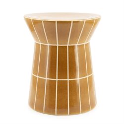 Banktafel in warm eikhout met witte accentlijnen, modern en Scandinavisch design voor woonkamer of kantoor, Mokana Meubelen.