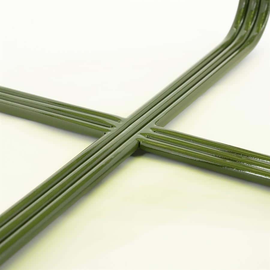 Vaste groene metalen frame voor meubelstukken, moderne en minimalistische design elementen.