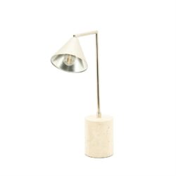 Elegante bureaulamp met betonnen voet, minimalistisch design en verstelbare lampenkap voor een moderne uitstraling in elk interieur.