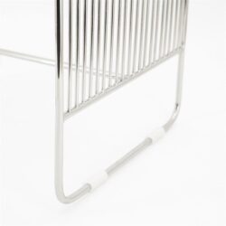 Metaalrek in zilver voor multifunctionele opbergruimte, modern en stijlvol design | Mokana Meubelen.