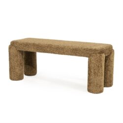 Handgepoederde betonbank, modern en minimalistisch design, geschikt voor binnen en buiten, vervaardigd door Mokana Meubelen.
