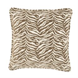 Zebra print sierkussen in beige en wit met zachte stoffen en stevig vulling, perfect voor een stijlvolle touch op bank of fauteuil.