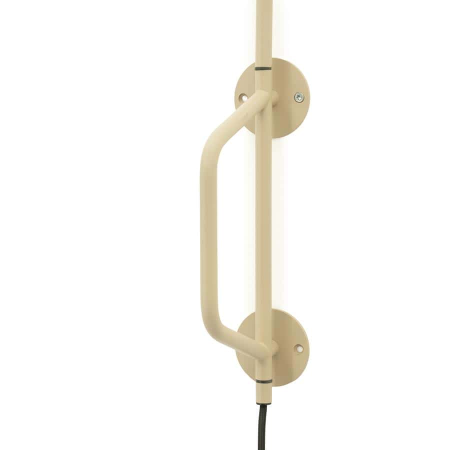 Vida groef bevestigingsbeugels voor wandmontage, beige kleur, stevige metalen constructie, perfect voor meubilair op maat, elegante en functionele designaccessoire, vervaardigd door Mokana Meubelen.