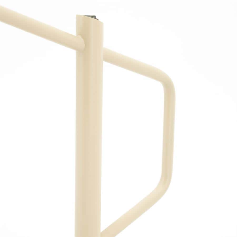 Robuuste, beige metalen handdoekrek voor badkamer en keuken, modern design, gemakkelijk te monteren, duurzame woonaccessoire voor organisation en stijl.