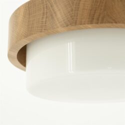 Elegante houten plafondlamp met wit glazen shade, moderne meubelontwerp, geschikt voor woon- en slaapkamerinterieur, hoogwaardige afwerking, stijlvolle verlichting.
