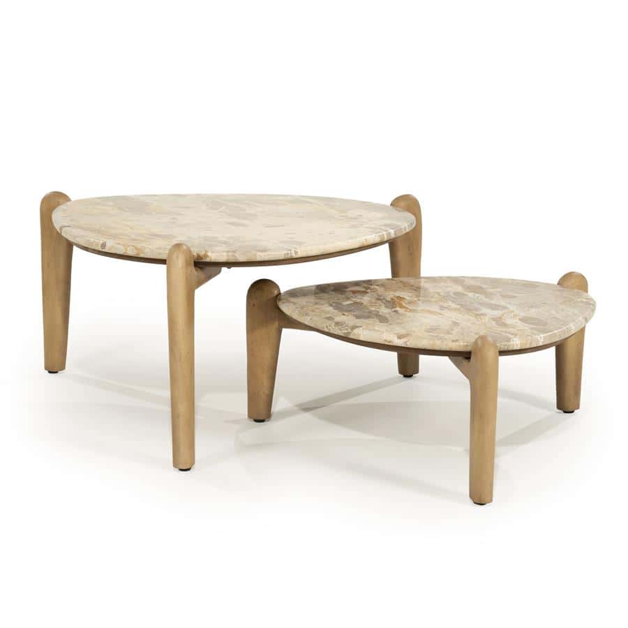 Elegante set van twee salontafels met marmeren bladen en houten poten, perfect voor modern en natuurlijk interieur.
