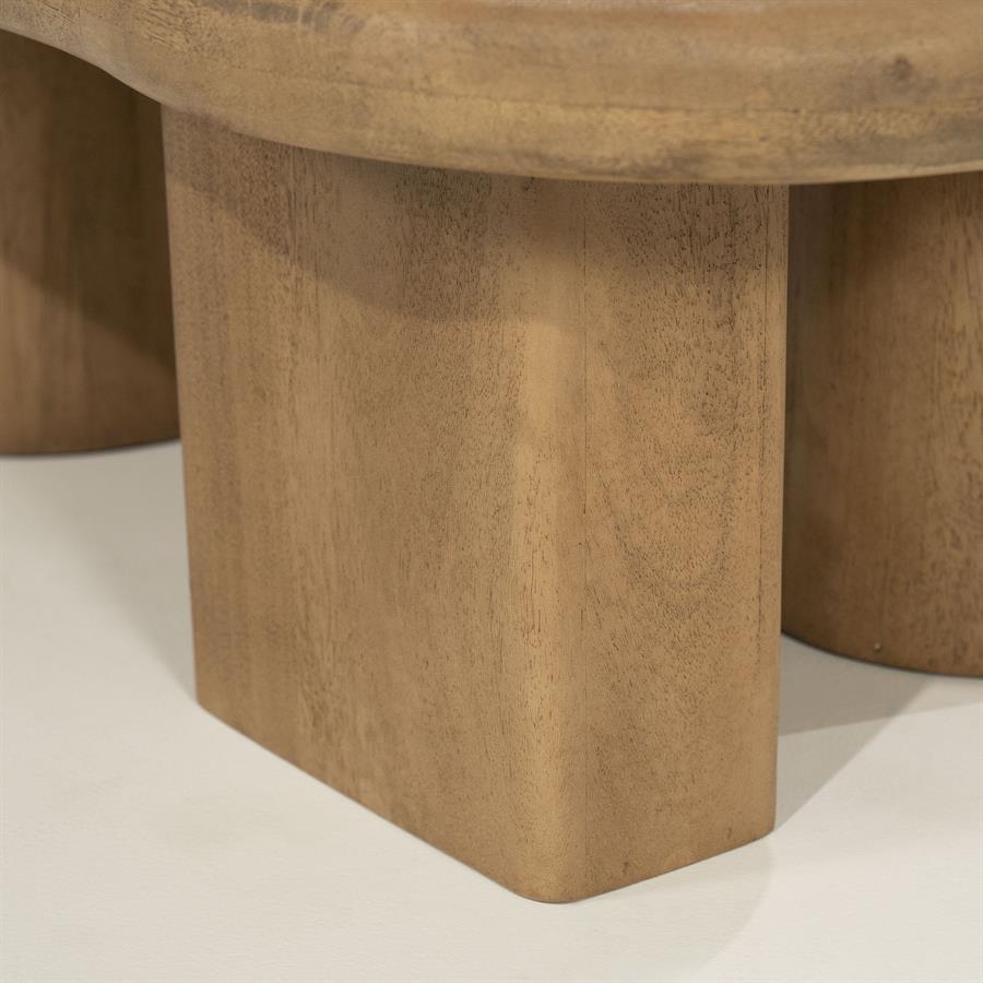 Massief houten tafelvoet met natuurlijke afwerking, moderne en stevige design, perfect voor luxe meubelstukken.