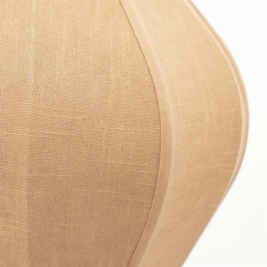 Houten meubel met beige stoffen bekleding, modern en stijlvol ontwerp, ideaal voor woonkamer of kantoor, handgemaakt vakmanschap, hoogwaardige afwerking, duurzame materialen, Nederlands design.