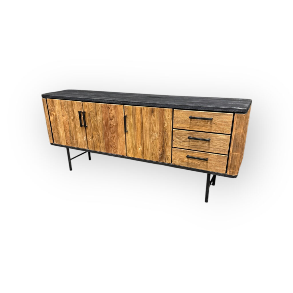 Dressoir Soho teakhout met zwart bovenblad. Een unieke kast met robuuste en natuurlijke uitstraling bij Mokana Meubelen in Enschede