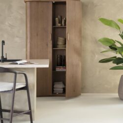 Kabinet Josh - bruin