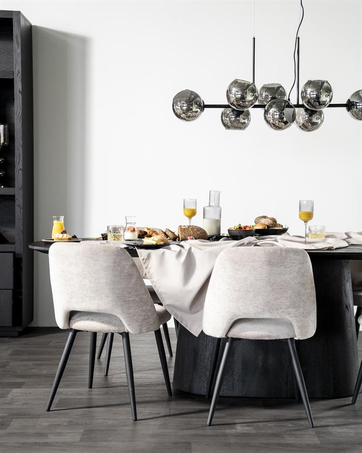Eettafel Aron ovaal 250x110 - bruin