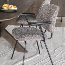 Stoel Jon met arml - taupe Maywood