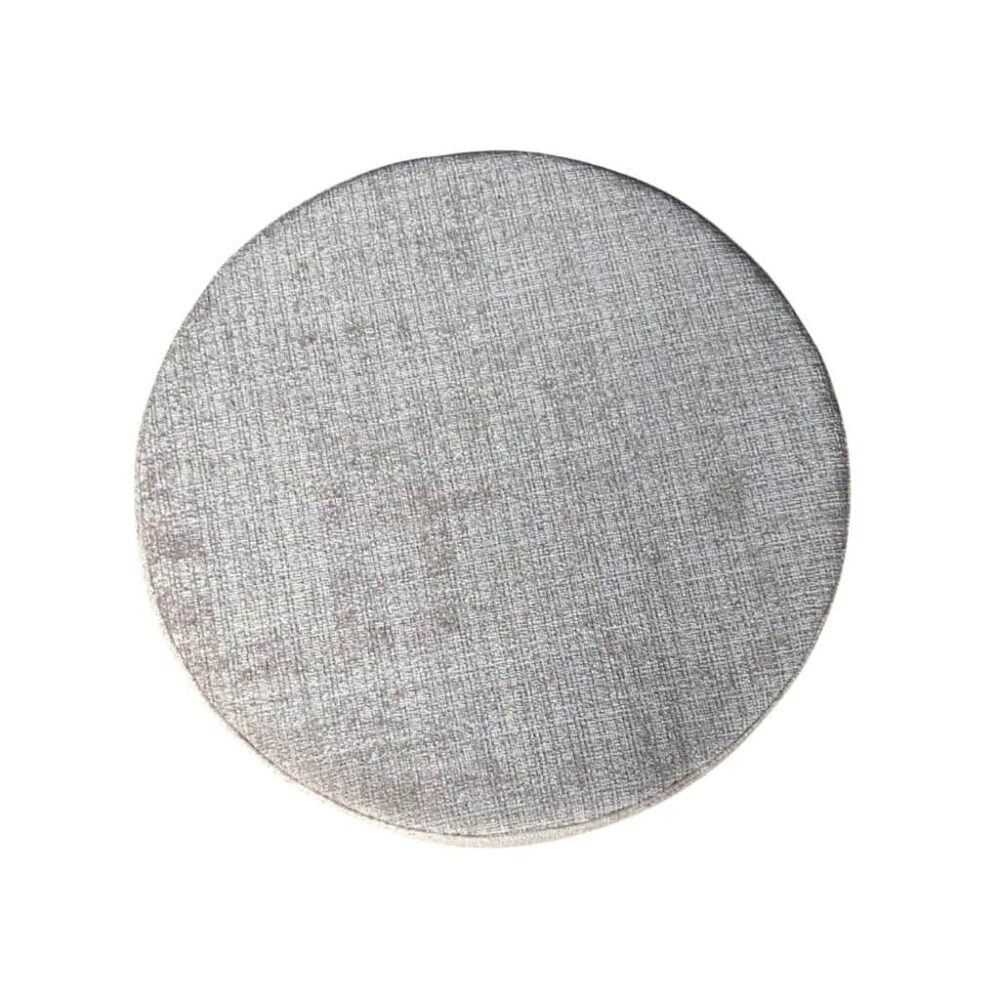 Elegant rond bijzettafel met natuurlijke houten afwerking en strak design, ideaal voor moderne woonkamers en eetkamers, biedt zowel functionaliteit als stijl.