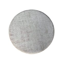 Elegant rond bijzettafel met natuurlijke houten afwerking en strak design, ideaal voor moderne woonkamers en eetkamers, biedt zowel functionaliteit als stijl.