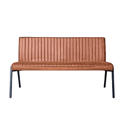 Designbank met rugleuning in roze velvet met zwart metalen poten, modern en elegant meubelstuk voor woonkamer of kantoor, ideaal voor stijlvolle zitplaatsen.