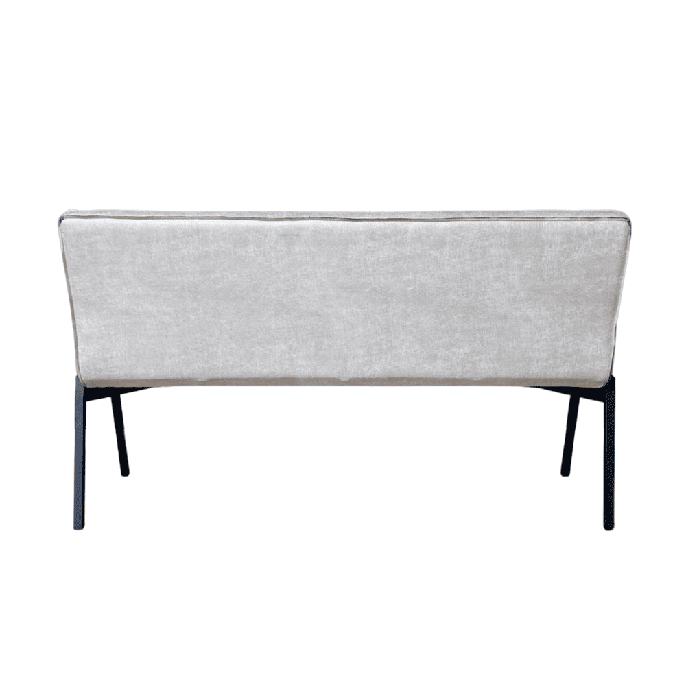 Strak modern bank met licht grijze bekleding en zwart metalen poten, passend in elk eigentijds interieur.