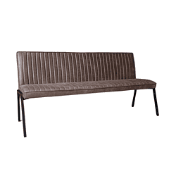 Modern leren bank met strakke lijnen en metalen poten, perfect voor een eigentijdse woonkamer interieurontwerp.