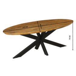 Grote houten eettafel met zwart onderstel, afmetingen 240 cm lang, 110 cm breed en 76 cm hoog, perfect voor moderne eetkamers.