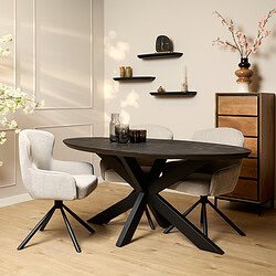 Elegante eettafel van Mokana Meubelen met een zwart houten blad en een moderne X-vormige basis, perfect voor een stijlvolle eetkamer of vergaderruimte.