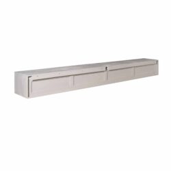 Strak witte muurkast met push-to-open deursysteem, perfect voor moderne interieuraccenten en extra opbergruimte in woonkamers of slaapkamers.
