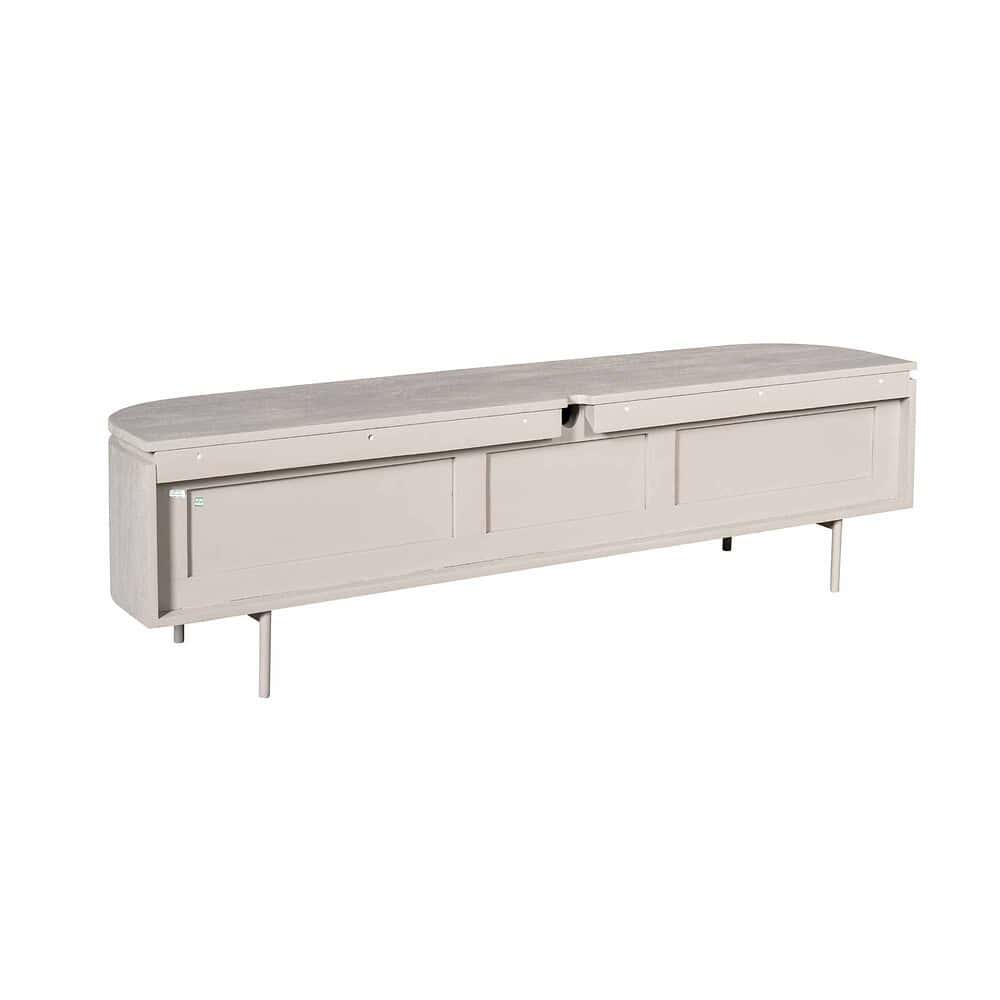 Antieke witte houten tv-meubel met opbergladen en houten poten, perfect voor een stijlvolle woonkamer.