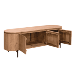 Massief houten dressoir met drie deuren, uniek design en ruime opbergruimte voor een Scandinavisch interieur. Perfect voor een natuurlijke, warme sfeer in woonkamers en hallen.