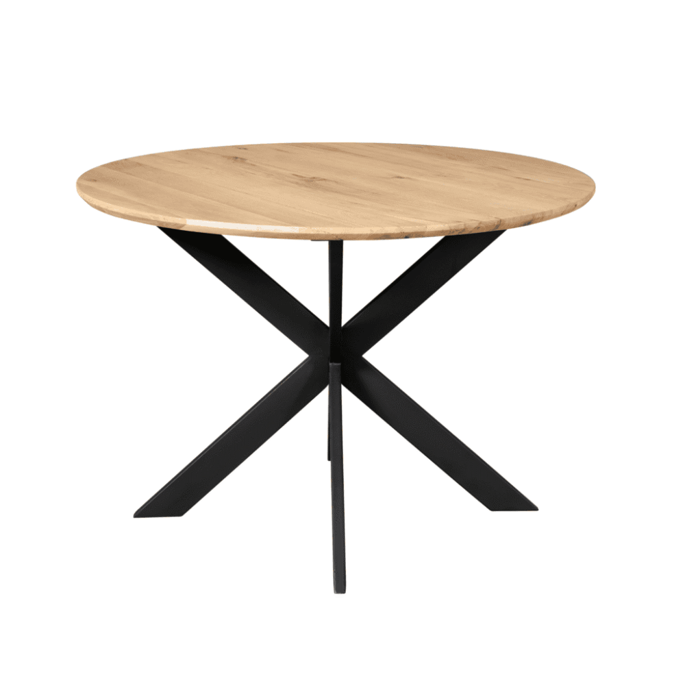 Gepoederd eikenhouten tafel met zwarte metalen onderstel, modern en duurzaam design voor diverse interieurstijlen.