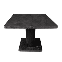 Rustieke zwarte hardhouten eettafel met stoer design en robuuste basis, perfect voor een moderne eetkamer of woonkeuken. Handgemaakt van massief gerecycled hout, uniek en duurzaam meubelstuk.