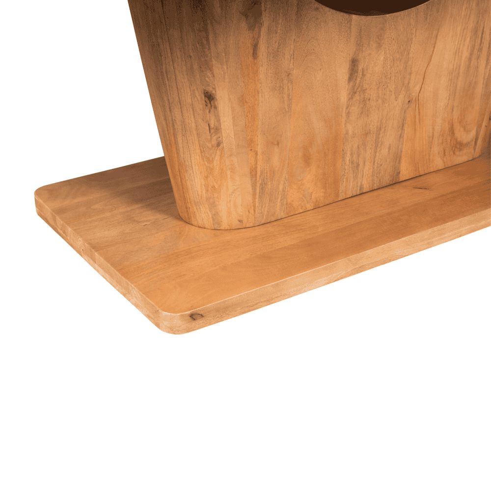 Elegante massief houten meubel met natuurlijke afwerking, perfect voor een stijlvolle inrichting. Mokana Meubelen biedt duurzame en ambachtelijke houten meubels voor elke interieurstijl.