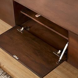 Minimaleur houten ladenkasten met soft-close mechanisme en strakke afwerking, perfect voor moderne woonkamer of slaapkamer.