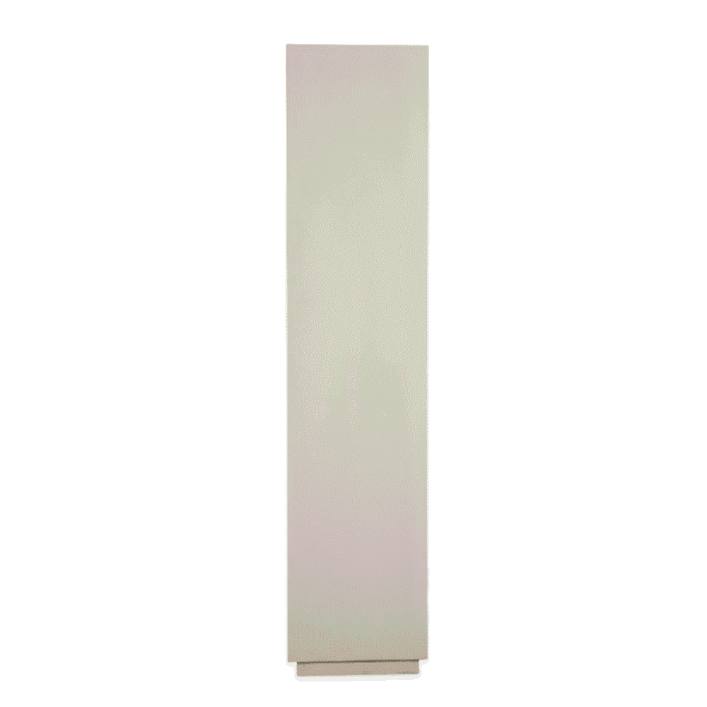 Strakke witte kast voor modern interieur, ruim opbergmeubel met sloophout-afwerking, perfect voor slaapkamers, woonkamers of kantoorruimtes.