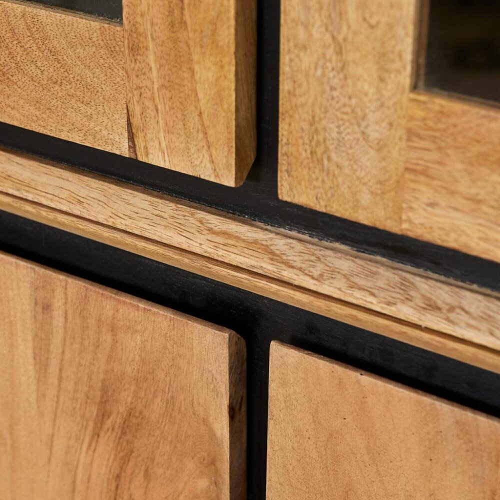 Natuurlijk, hier zijn de SEO-teksten voor de afbeelding:.