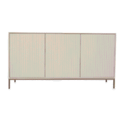 Eiken houten dressoir met witte afwerking, modern meubel voor woonkamer of hotelinterieur.