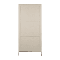 Strakke witte houten kast met metalen poten, perfect voor modern interieur en opbergruimte. Mokana Meubelen biedt stijlvolle en functionele meubelstukken voor elke woning.