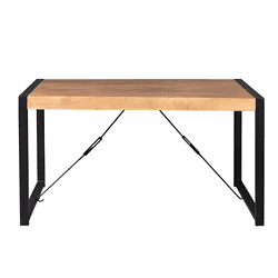 Moderne houten tafel met zwart metalen frame, perfect voor een industrieel interieur, door Mokana Meubelen. duurzame en stijlvolle eettafel voor thuis of kantoor.